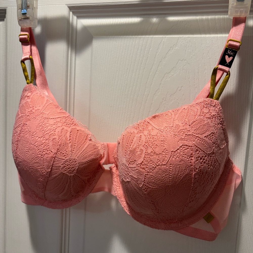 Victoria's Secret Blush Lace Bra
